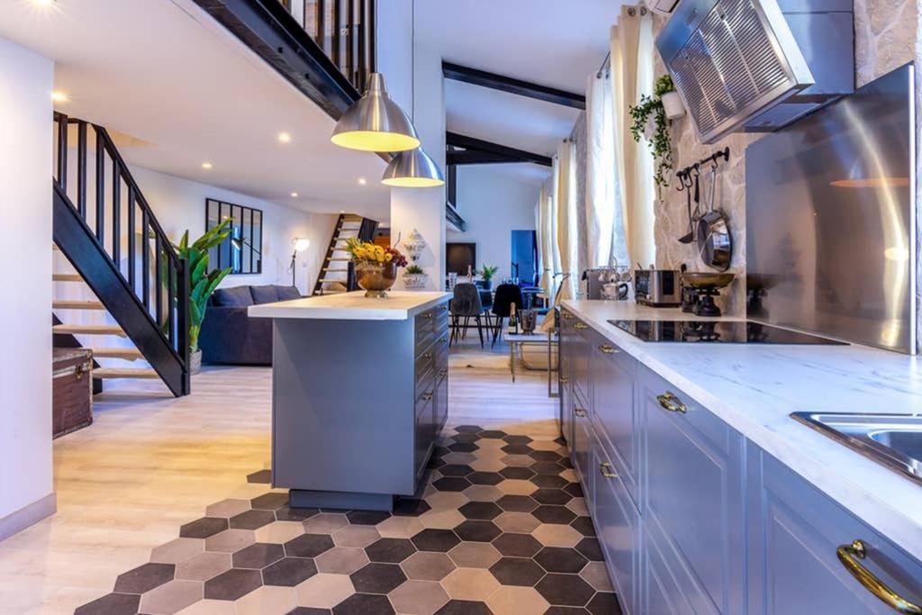 Penthouse Loft 5Min Palais Des Festivals And Beach Terrace View On Castle Кан Екстериор снимка